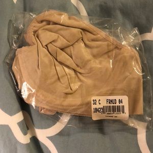 Nude Barely There bra, 32C